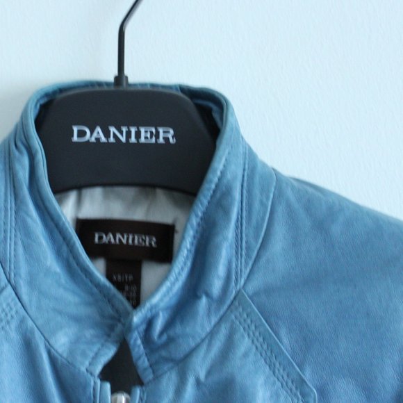 Soft Blue Leather Jacket - MUST SEE LINING! - Picture 3 of 7